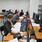Выпускники курсов трудятся над выполнением заданий демонстрационного экзамена